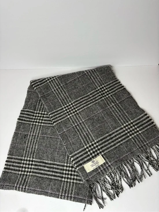Paul Costelloe Ireland Black White Plaid Check 100% Lambswool 12*64 Scarf Preppy