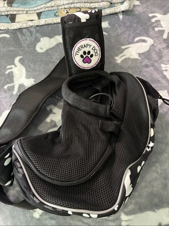 Small dog chest bag. Fit for small chihuahua or Yorkie.