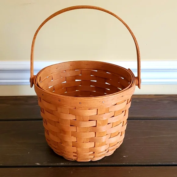 Longaberger Medium Fruit Basket & Protector Vintage 1993