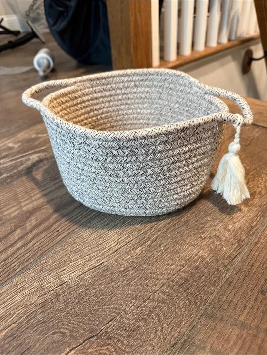Woven Rope Storage Basket with Tassel - Cream