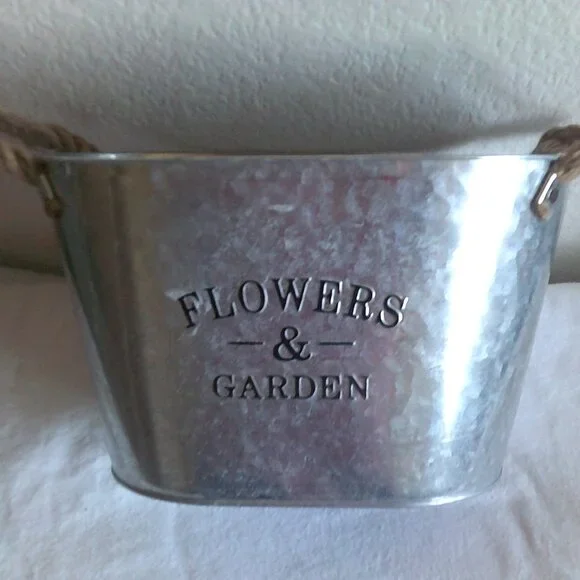 Galvanized Steel Bucket PLANTER with Rope Handles Large FLOWERS & GARDEN