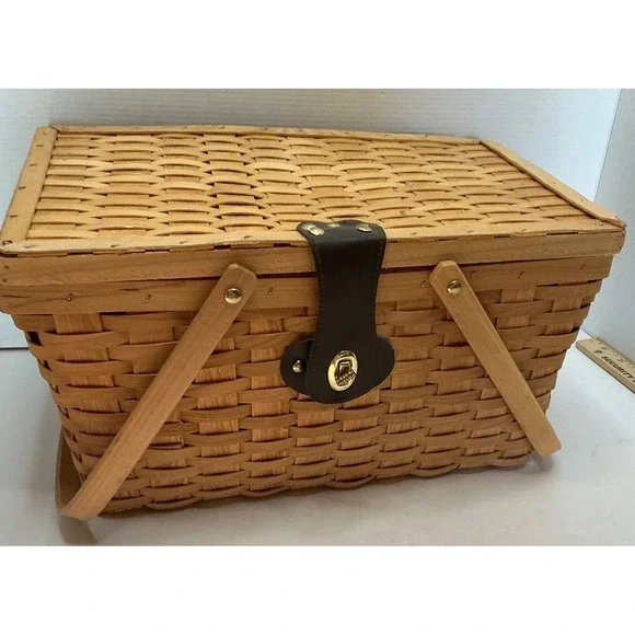 Vintage Picnic Basket Woven Wood Gingham Lining Turn Lock Large Tan