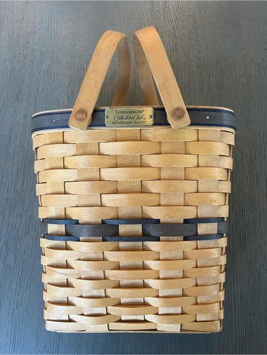 Longaberger Natural and Navy Collectors Club Membership Basket