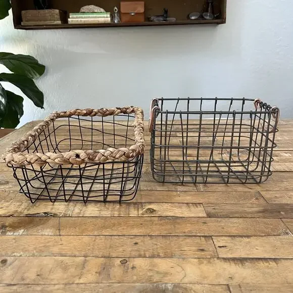Set of 2 Wire Baskets Husk Wrapped 9