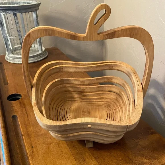 Apple Shaped Wooden Fruit, Nut Basket Collapsible Trivet Novelty