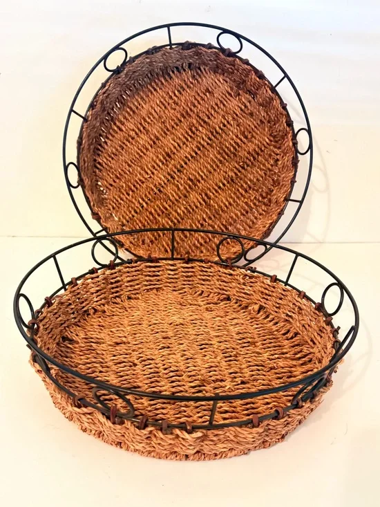 2 Woven Wicker Black Metal Frame Round Serving Display Basket Farmhouse Decor