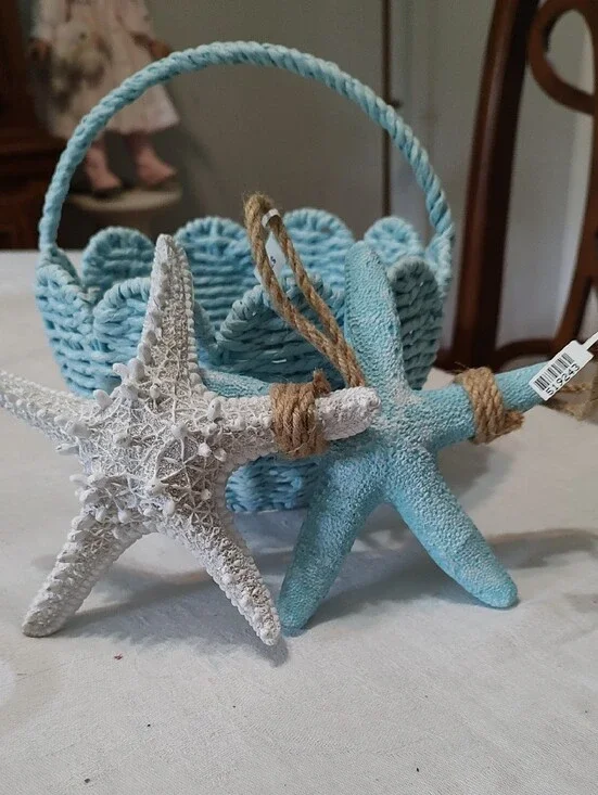 Coastal Woven Basket with Handle - Light Blue And Two Starfish