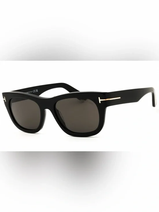 Tom Ford Black Sunglasses with Smoke Lens (NWT)