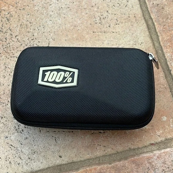 100% glasses case with replacement clear lens