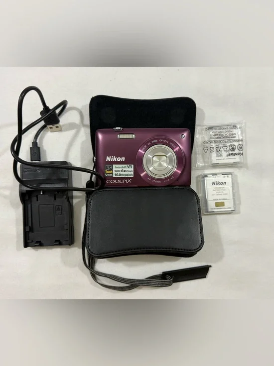 Nikon COOLPIX S4300 16MP Digital Camera Purple Tested Charger Case 3 Batteries