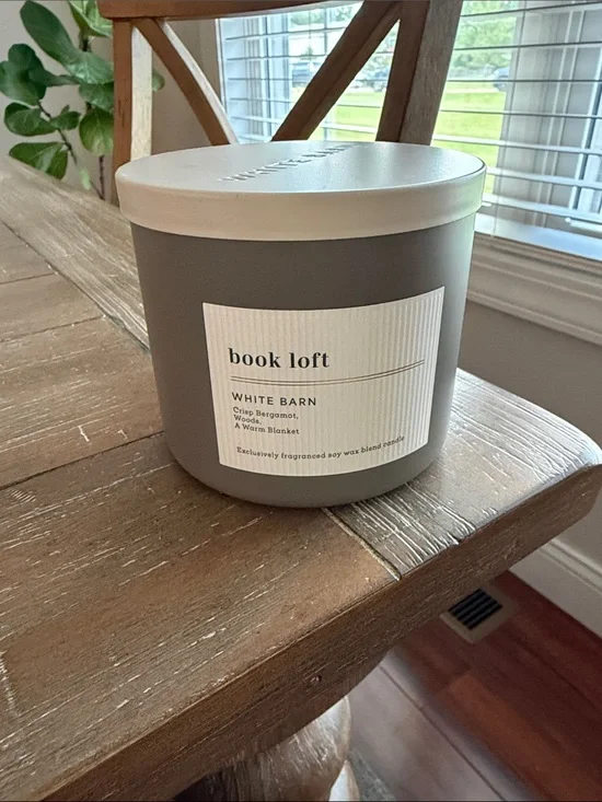 White Barn Book Loft 3 Wick Candle