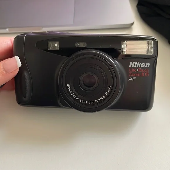 Nikon‎ Lite Touch Zoom 105 AF