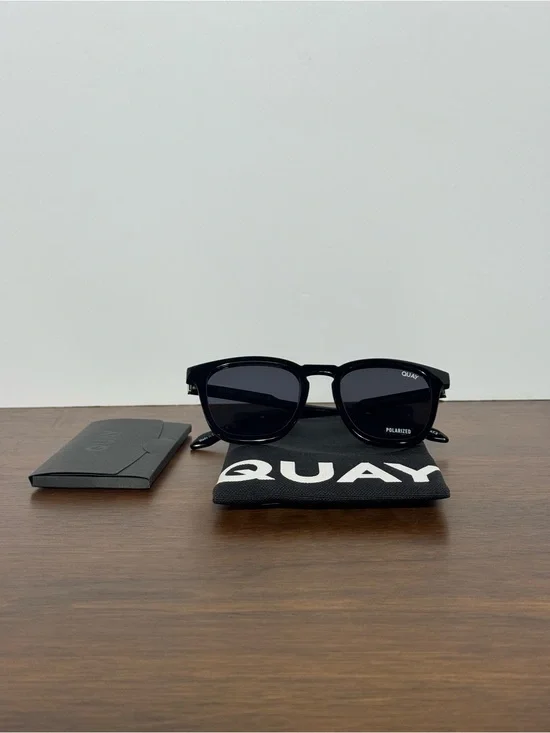 NWT QUAY Australia Jackpot Polarized Black Sunglasses