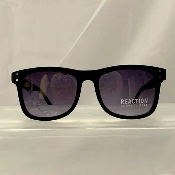 NWT Reaction Kenneth Cole Black Matte Sunglasses