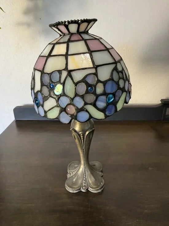 PartyLite Hydrangea Stained Glass Tiffany Style Shade Tealight Candle Lamp P7790