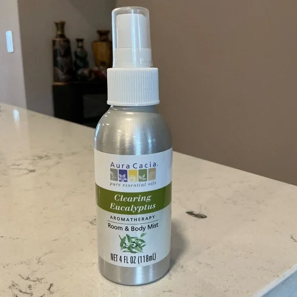 Aura Cacia Clearing Eucalyptus Room & Body Mist