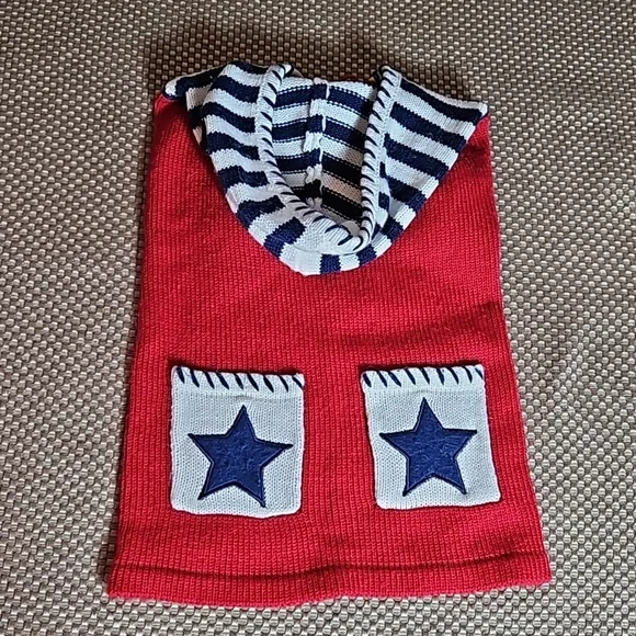 Vintage handmade dog sweater with hood.  Stars on pockets.  Size M
