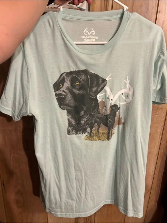 Realtree Mint Green T‑Shirt with Black Labrador Graphic
