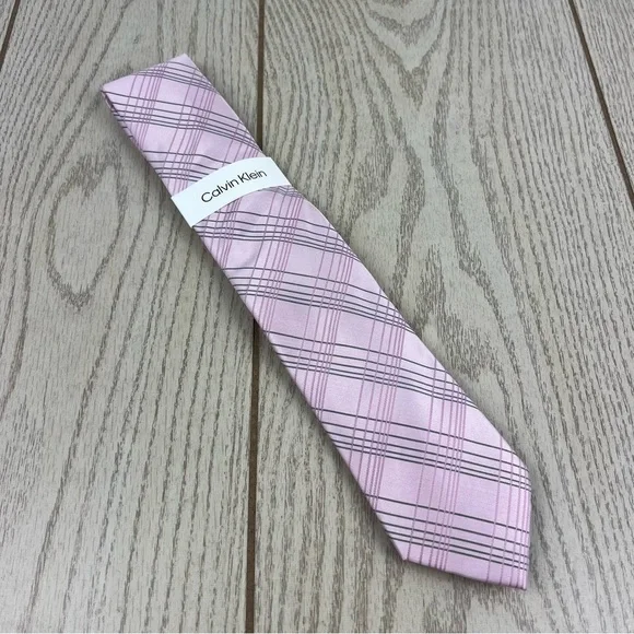 591 - Calvin Klein Tie 650 Pink Plaid CK21100036 Silk Blend MSRP $69.50