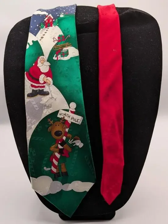 Vintage Yule Tie Greetings Silk Hallmark Santa Reindeer Christmas Golf Necktie