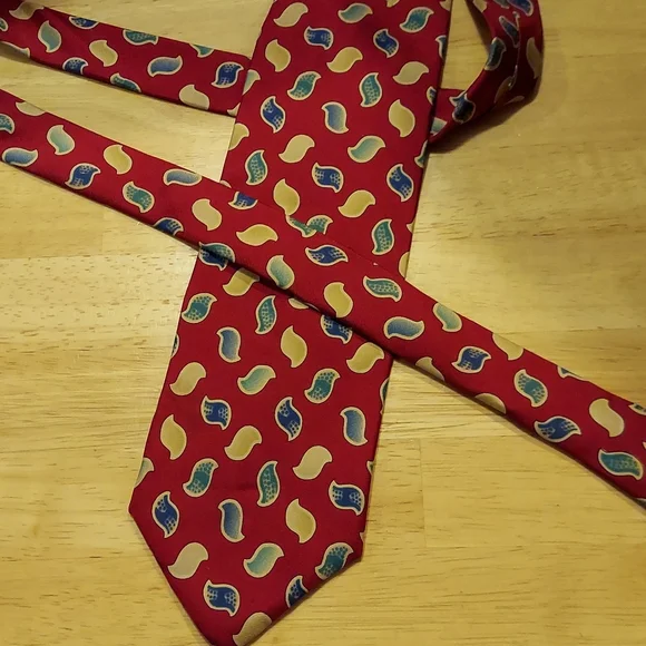 Boston Traders Silk Patterned Tie Vintage