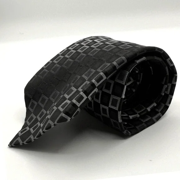 Kenneth Cole Reaction Mens Black Geometric Silk Necktie‎ Tie