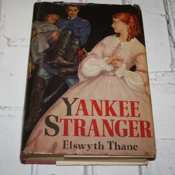 Vintage book Stranger Yankee Elswyth Thane (B.e.)