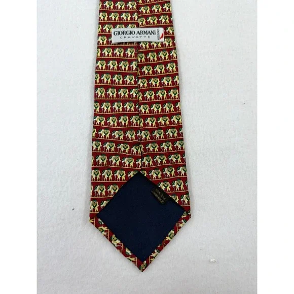 Giorgio Armani Cravatte Mens Silk Tie Red Elephant Print Hand Made Italy Luxury