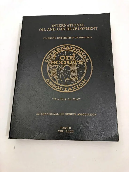 International Oil & Gas Yearbook 1982 Vol LI-LII Part II PB Vintage
