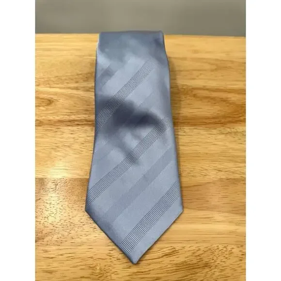 Donald J. Trump Signature Men's One Size Gray Stripes‎ Classic Slim Neck Tie