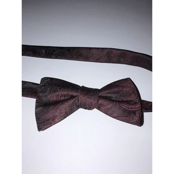 J Ferrar JF Maroon Burgundy Geometric Woven Adjustable Pretied Bowtie Bow Tie