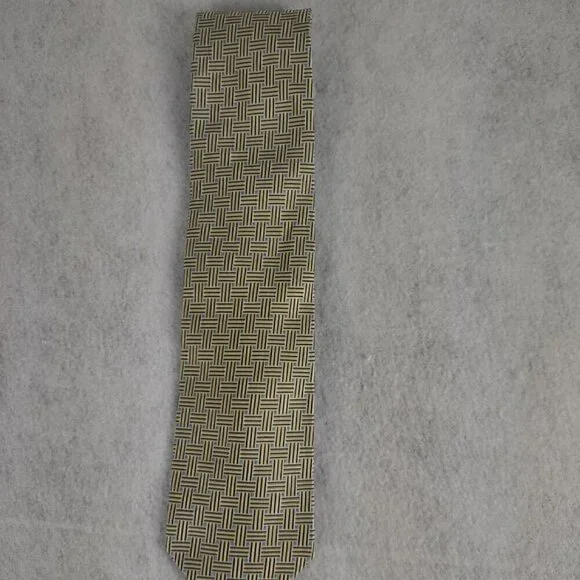 Tommy Hilfiger Gold, Tan, Blue Patterned 100% U.S.A Made Silk Necktie