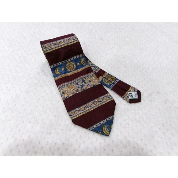 Metropolitan Museum of Art Mens Necktie 4x58 Burgundy Celestial Sun Moon Silk