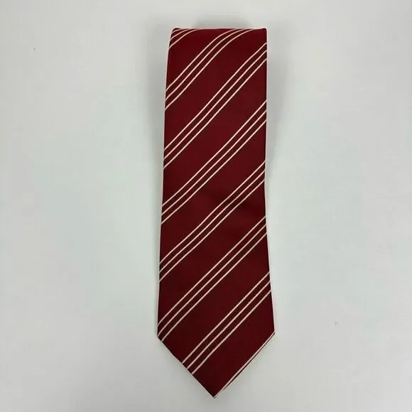 Hugo Boss Mens Necktie Tie 100 % Silk Red Striped Size 4/60”  Made in Italy