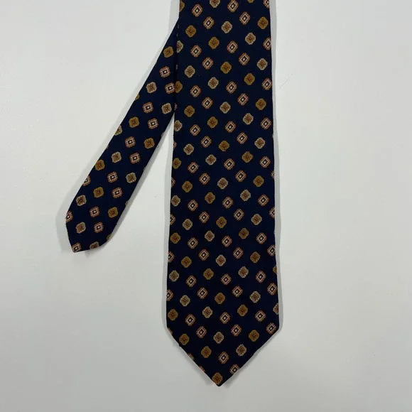 Wembley Navy Blue Geometric Medallion Wemlon Necktie Mens OSFA