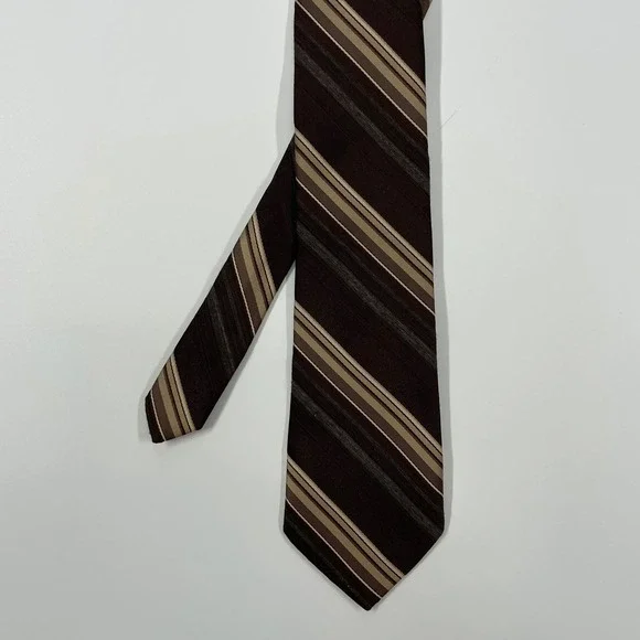 Envoy Brown Tan Diagonal Striped Silk Blend Necktie Mens OS