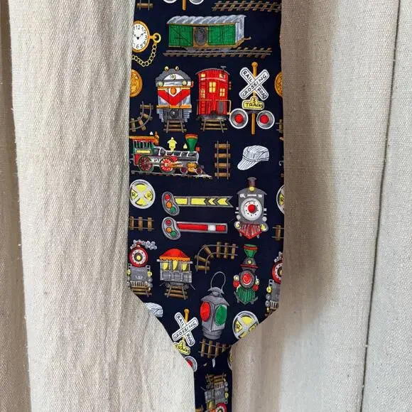 Alynn Neckwear 100% Silk Tie Navy Blue‎ Railroad Train Theme Novelty USA Made