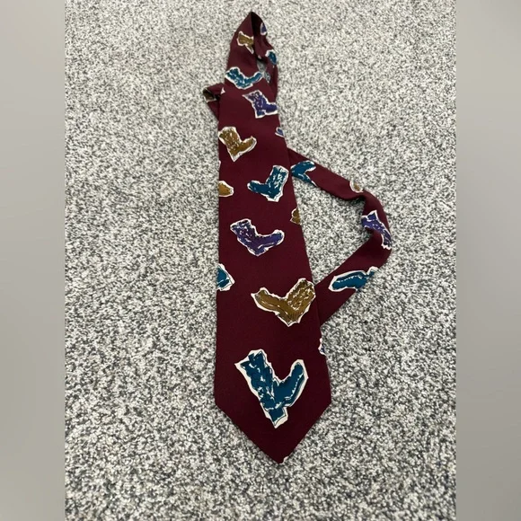 County Music Hall of Fame Cowboy Boots Western Vintage Collectable Silk Tie