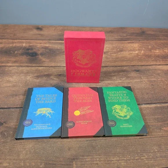 Scholastic Hogwarts Library Book Set Multicolor Good Hardcover Box Set 3 Books