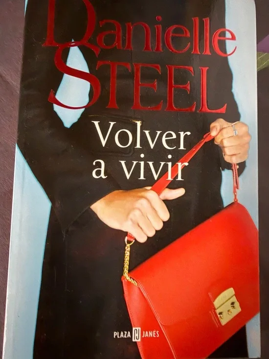 Danielle Steel 'Volver a Vivir' Paperback