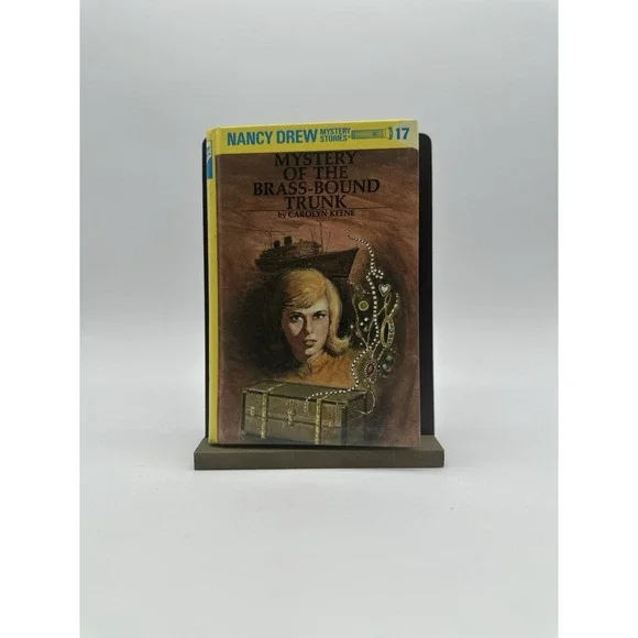 Nancy‎ Drew Ser.: Nancy Drew 17: Mystery of the Brass-Bound Trunk by Carolyn...