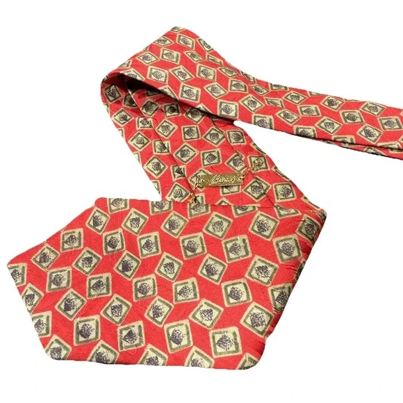 Brioni Tie Mens Red Silk Made In Italy Geometric Square Pattern Necktie Designer