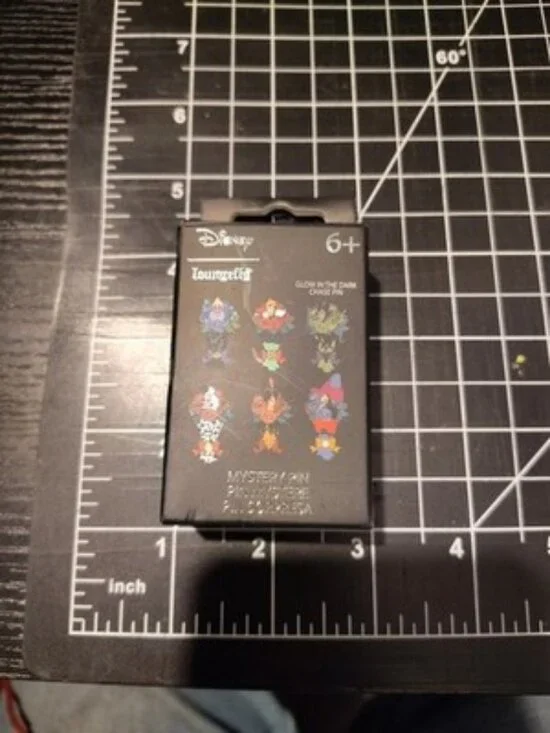 SDCC 2024 Loungefly Sealed DISNEY LILO AND STITCH CAMPING CUTIES MYSTERY BOX PIN