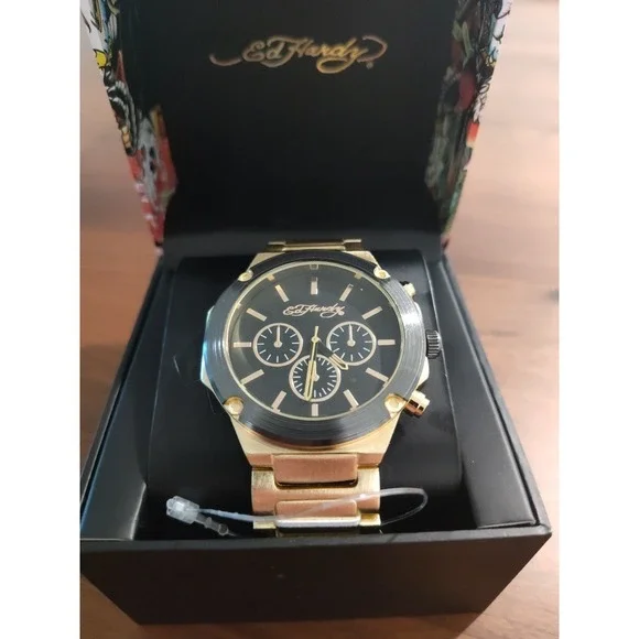 Ed Hardy Mens Gold Tone Chronograph Watch Black Dial‎ Stainless Steel Bracelet