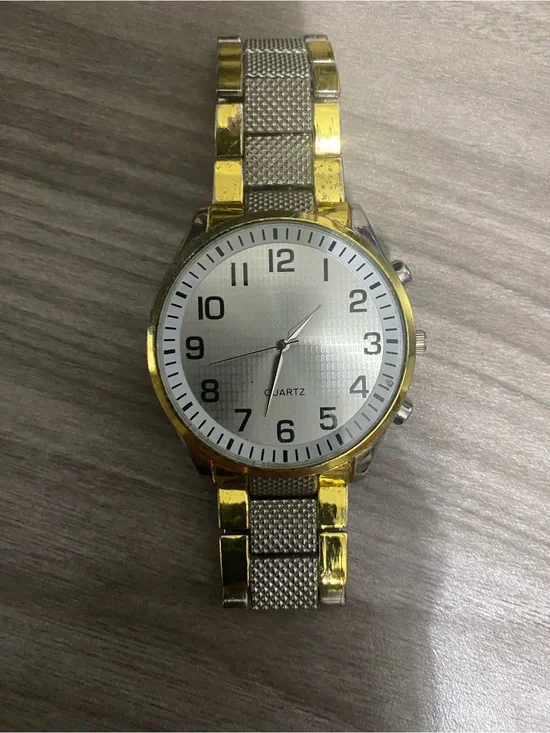 Men’s Classic Gold & Silver Tone Quartz Watch