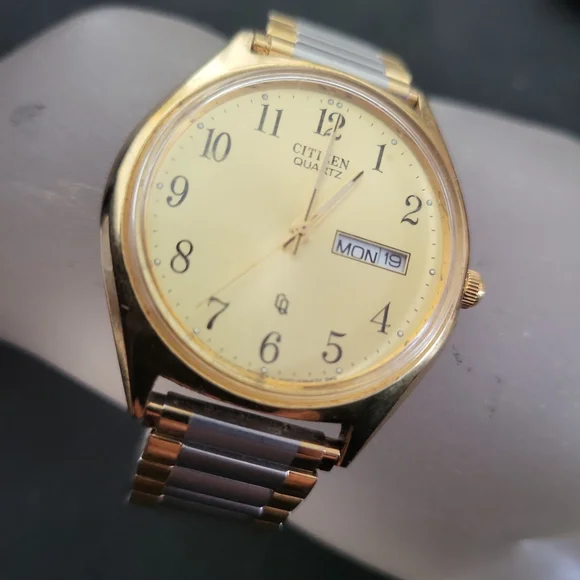 Men Citizen Quartz CQ Water Resistant Analog 36mm Dial Causal Round Watch