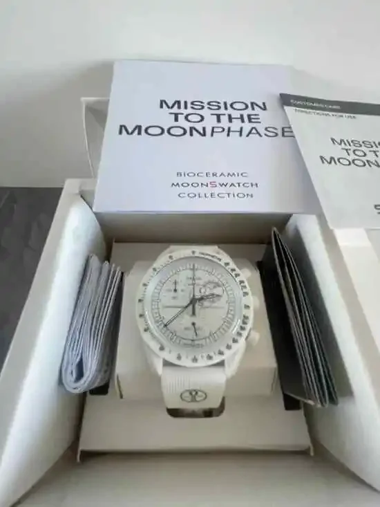 Swatch X Omega Moonswatch Snoopy Mission to the Moonphase White Men's Watch