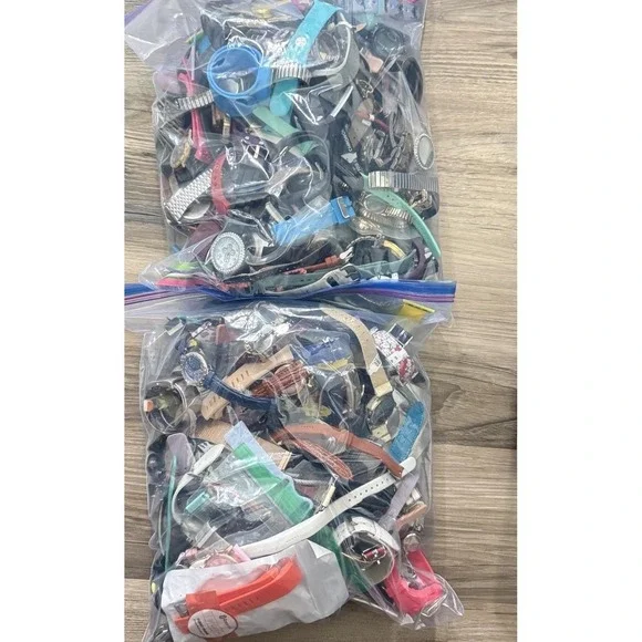 HUGE vintage to now Watch Lot, Men's & Women's, ,Etc. parts, Repair 4 Gallons