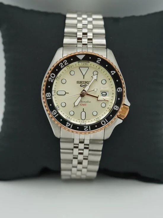 SEIKO MEN'S LIMITED EDITION WATCH- EXCELLENT CONDITION.
