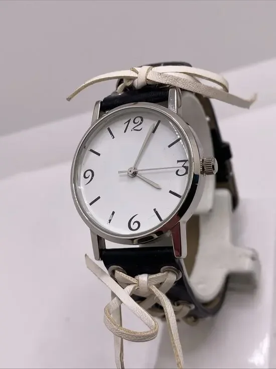 Womens Silver Vintage White Ribbon Lace Watch New Battery